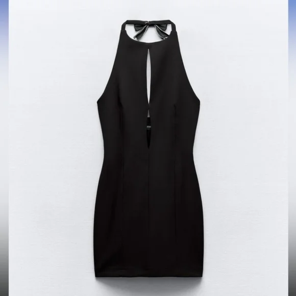 JEWEL BOW CUT OUT HALTER DRESS SIZE L - Picture 6 of 8